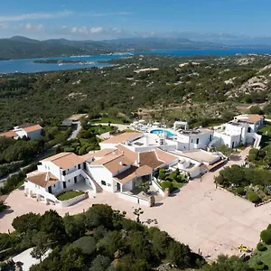 4* Hotel Sulia House Porto Rotondo, Curio Collection By Hilton